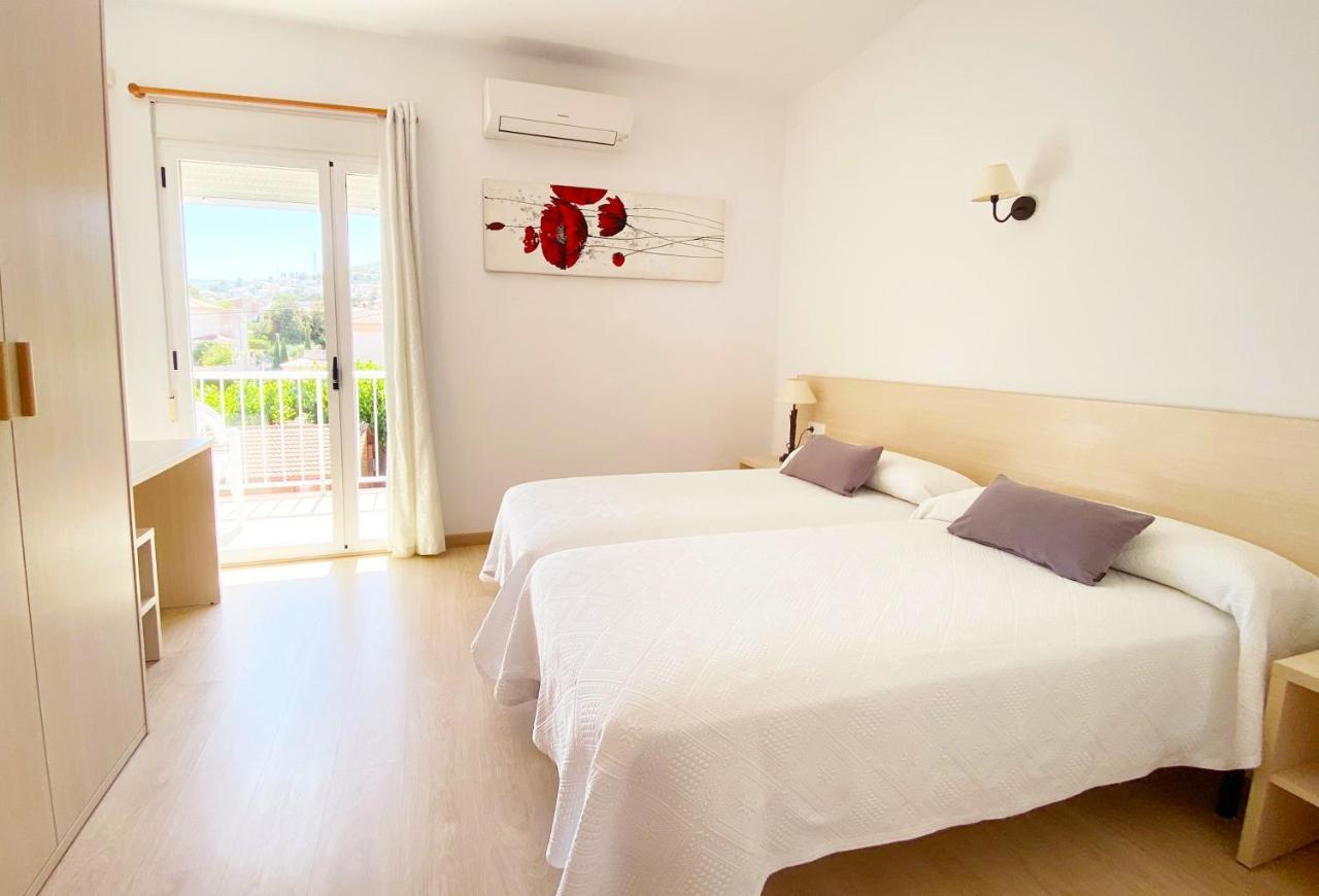 Habitaciones Camping Ferrer Peñíscola エクステリア 写真